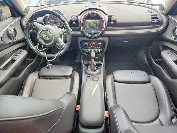 2018 MINI COOPER