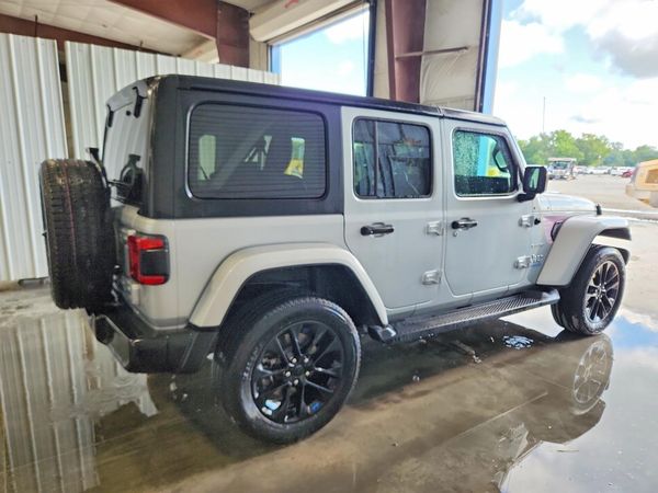 2022 JEEP WRANGLER UNLIMITED SAHARA 4XE