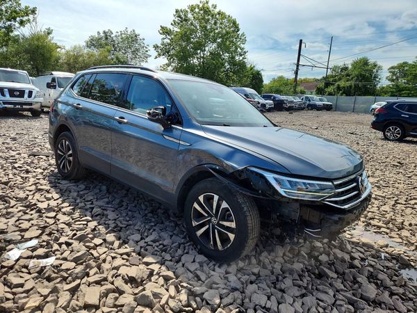 2022 VOLKSWAGEN TIGUAN 4Motion S