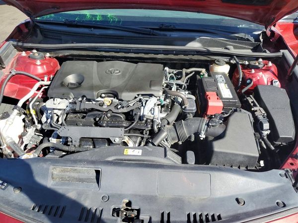 2018 TOYOTA CAMRY