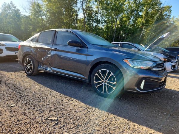 2022 VOLKSWAGEN JETTA Comfortline w/ Sport Pkg
