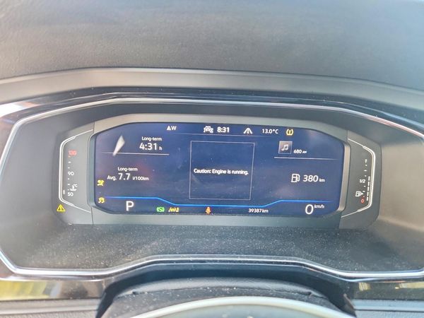 2022 VOLKSWAGEN JETTA Comfortline w/ Sport Pkg