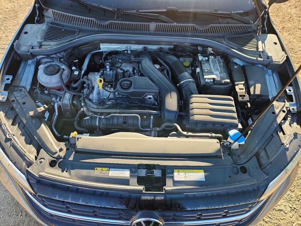 2022 VOLKSWAGEN JETTA Comfortline w/ Sport Pkg