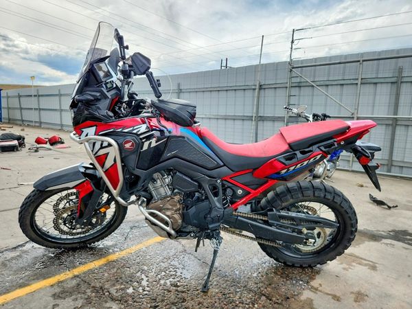 2022 HONDA CRF1100
