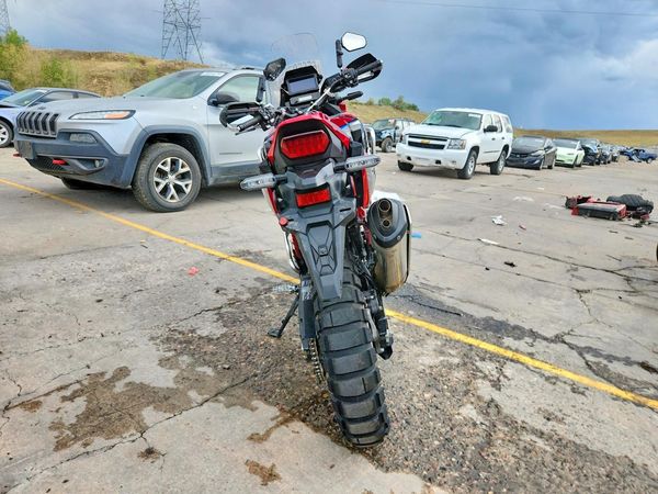 2022 HONDA CRF1100
