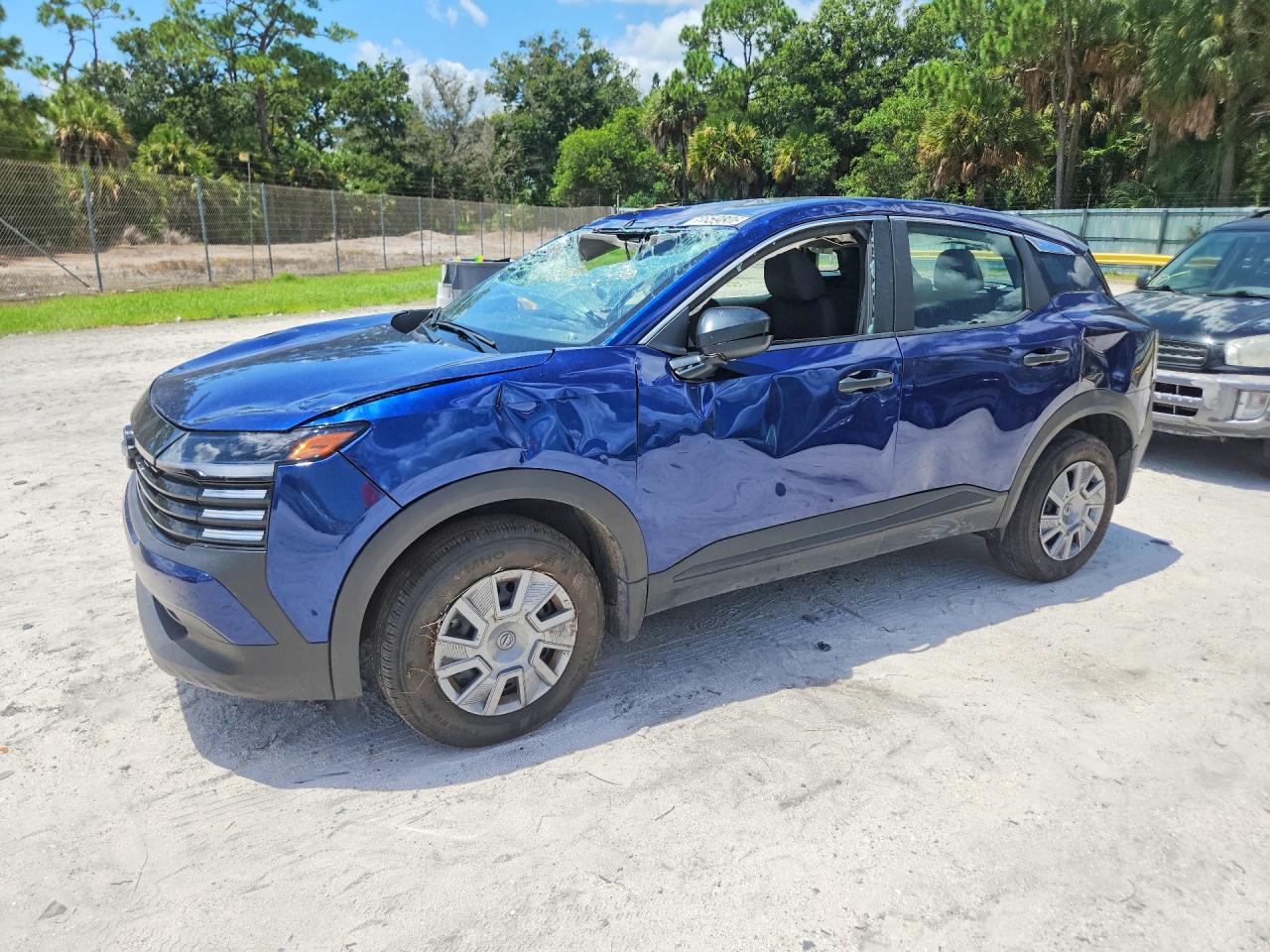 2019 NISSAN KICKS S