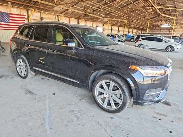 2016 VOLVO XC90