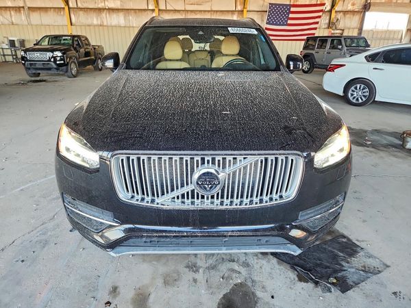 2016 VOLVO XC90