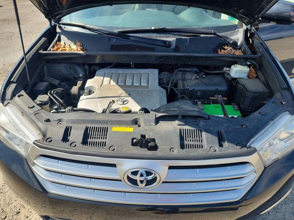 2012 TOYOTA HIGHLANDER Base/Hybrid