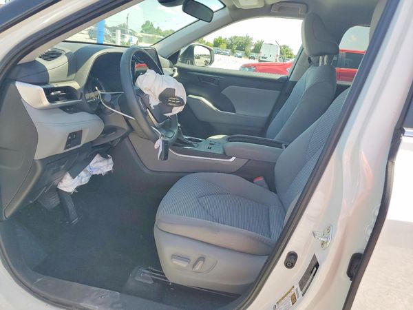 2024 TOYOTA HIGHLANDER