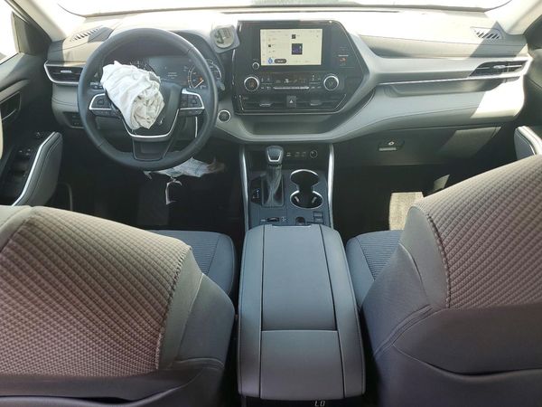 2024 TOYOTA HIGHLANDER
