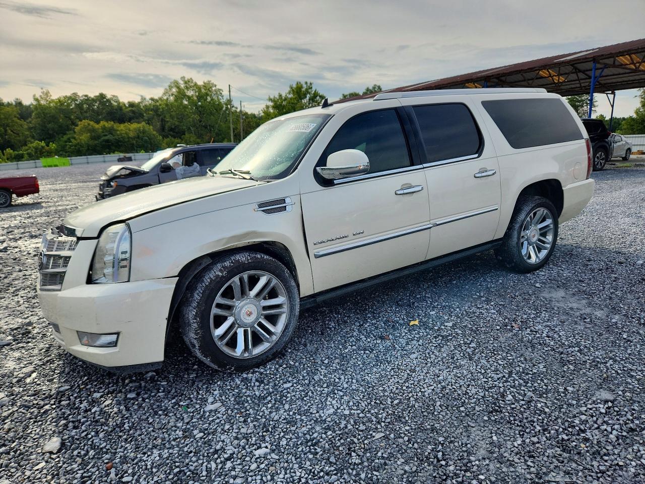 2013 CADILLAC ESCALADE