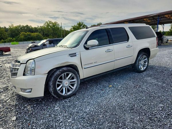 2013 CADILLAC ESCALADE