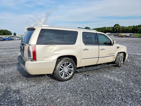2013 CADILLAC ESCALADE