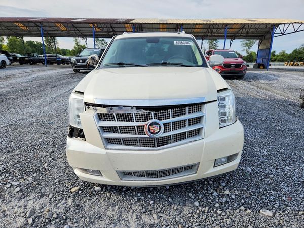 2013 CADILLAC ESCALADE