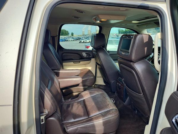 2013 CADILLAC ESCALADE