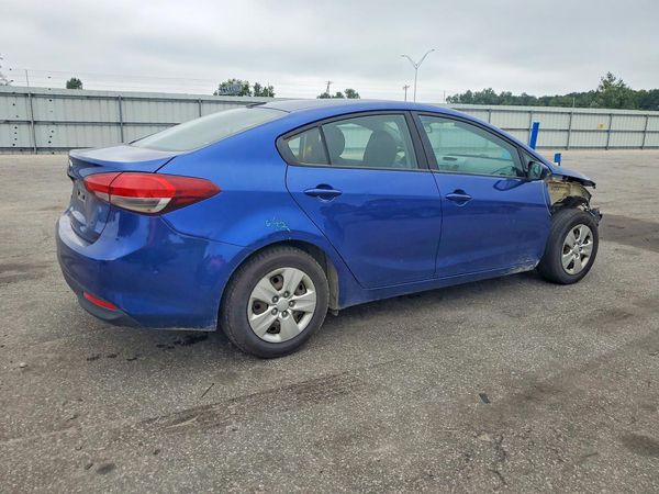 2017 KIA FORTE LX Base