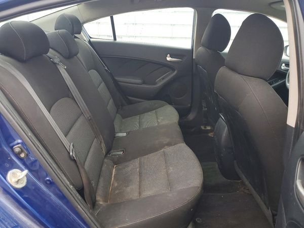 2017 KIA FORTE LX Base