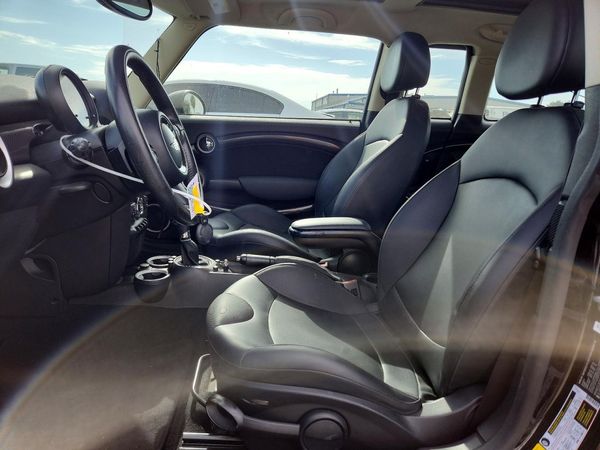 2013 MINI COOPER