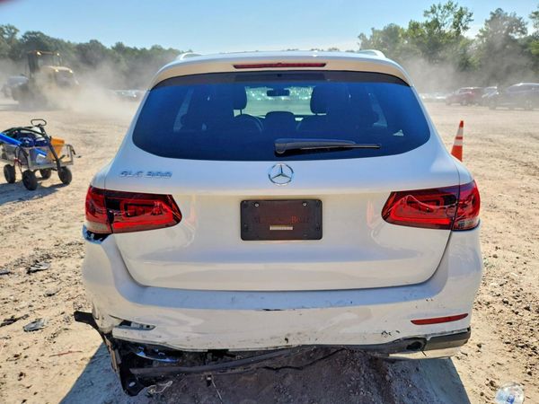 2020 MERCEDES-BENZ GLC