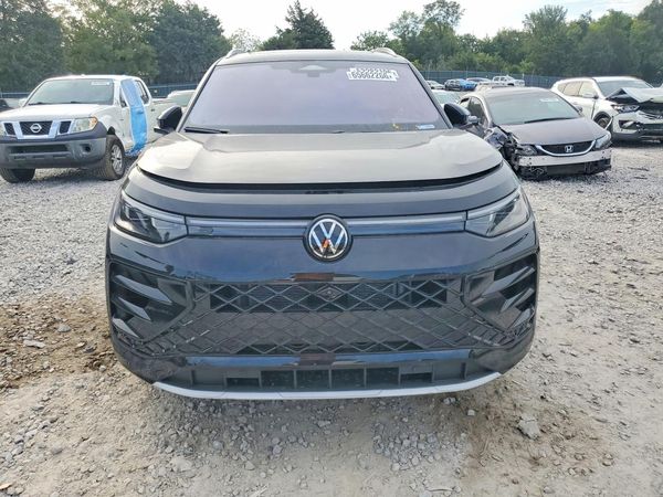 2026 VOLKSWAGEN TIGUAN 4Motion SEL R-Line