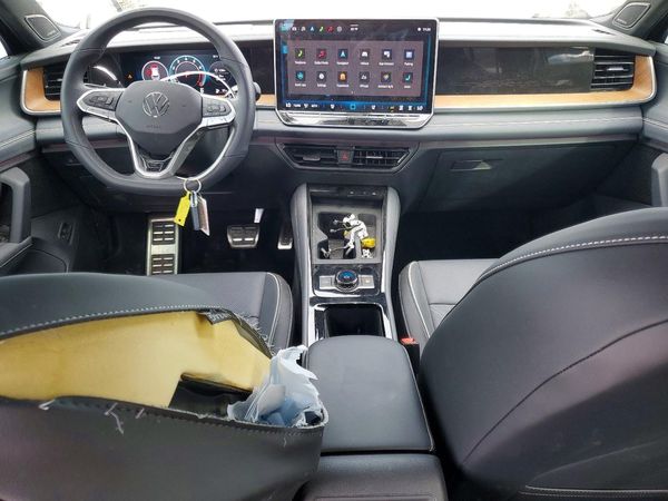 2026 VOLKSWAGEN TIGUAN 4Motion SEL R-Line