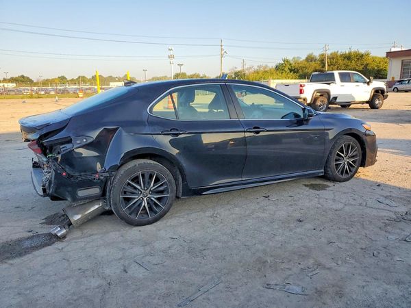 2022 TOYOTA CAMRY