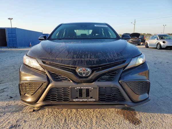 2022 TOYOTA CAMRY