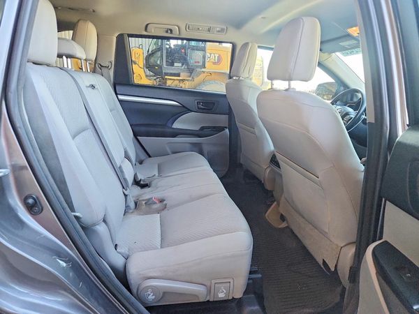 2017 TOYOTA HIGHLANDER LE Hybrid