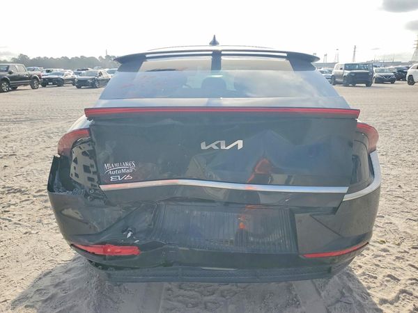 2023 KIA EV6