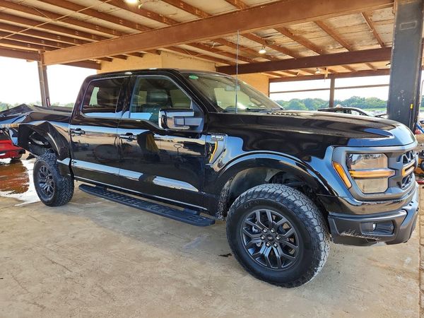 2024 FORD F150