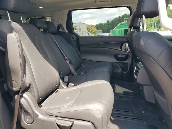 2026 KIA CARNIVAL HYBRID