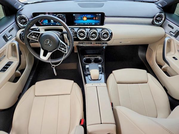 2020 MERCEDES-BENZ A A220