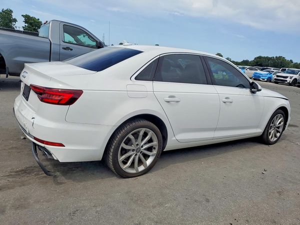 2019 AUDI A4 Premium, Titanium