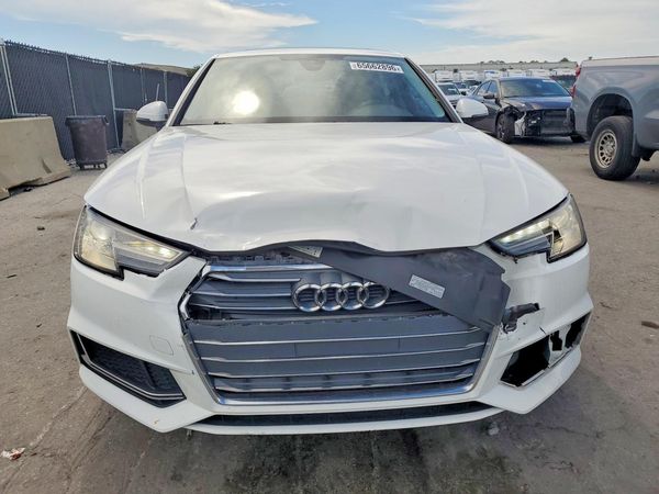 2019 AUDI A4 Premium, Titanium
