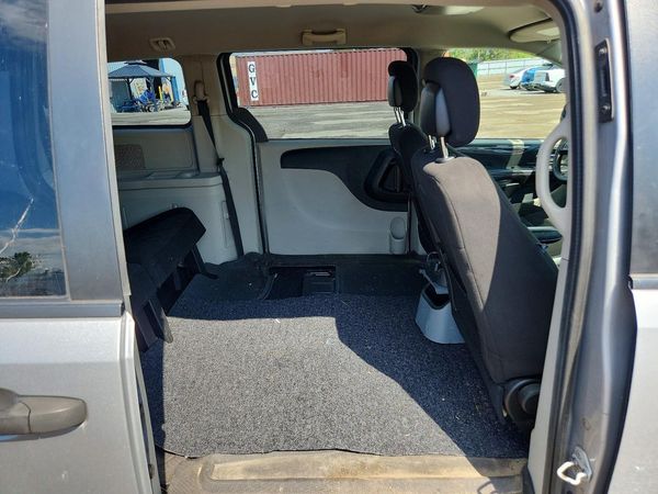 2014 DODGE GRAND CARAVAN SE