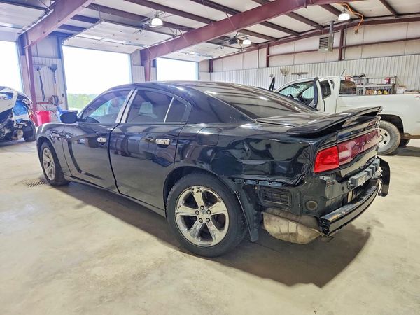 2012 DODGE CHARGER SE