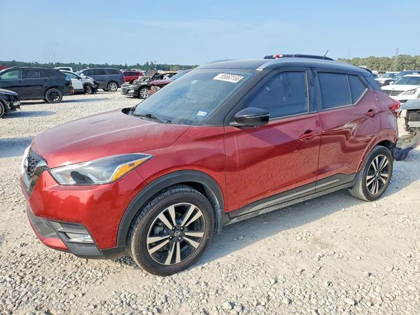 2019 NISSAN KICKS