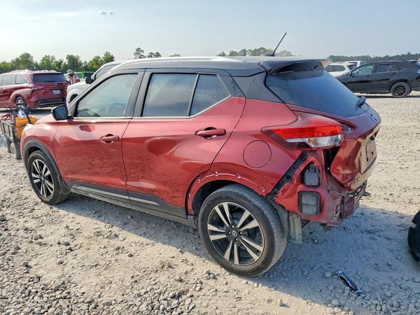 2019 NISSAN KICKS