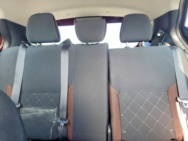 2019 NISSAN KICKS