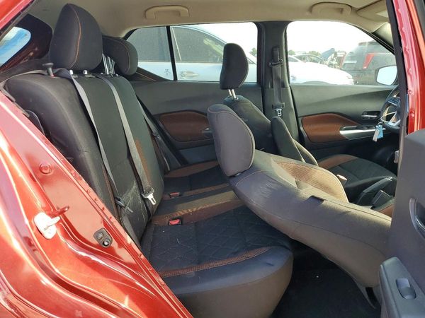 2019 NISSAN KICKS