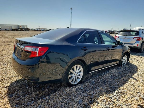2014 TOYOTA CAMRY