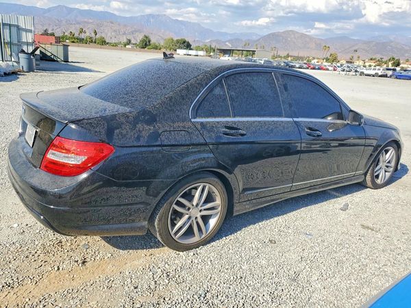 2014 MERCEDES-BENZ C C250