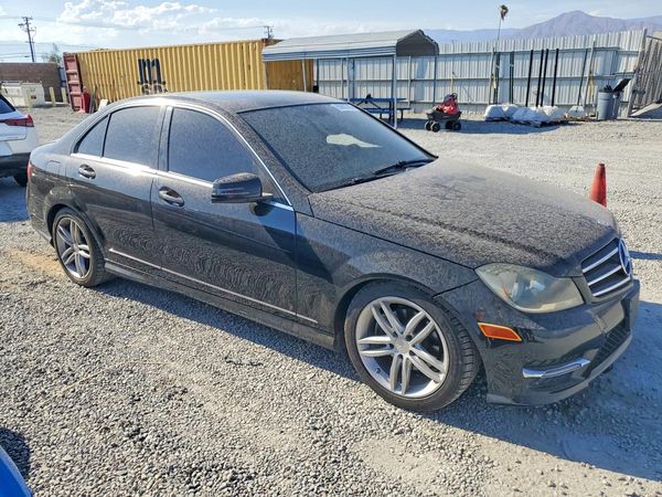 2014 MERCEDES-BENZ C C250