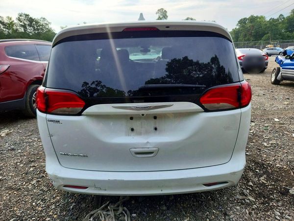 2017 CHRYSLER PACIFICA LX