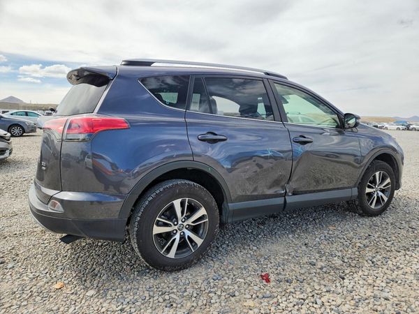 2018 TOYOTA RAV4 Adventure/XLE