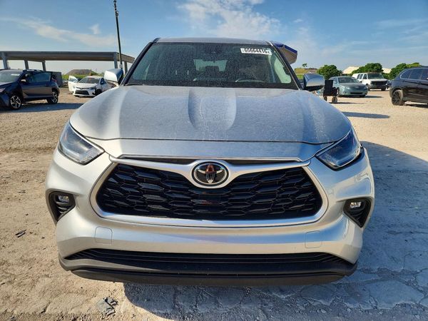 2021 TOYOTA HIGHLANDER