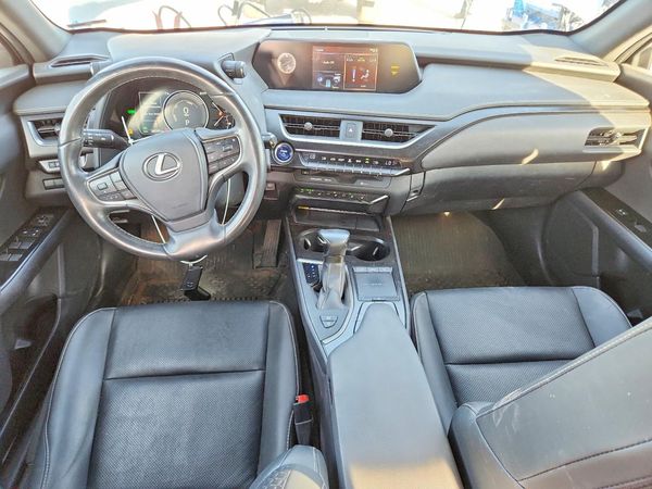 2021 LEXUS UX 250h Premium
