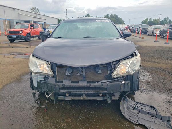 2013 TOYOTA CAMRY