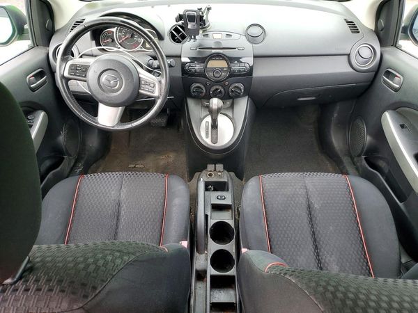 2013 MAZDA MAZDA2 Touring/GS